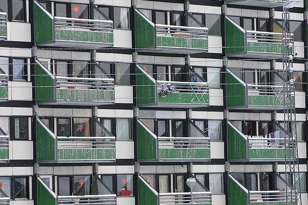 A closer look at the balconies of Blok P.