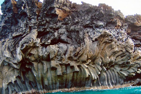 Columnar basalt along the Kanaio Coast.