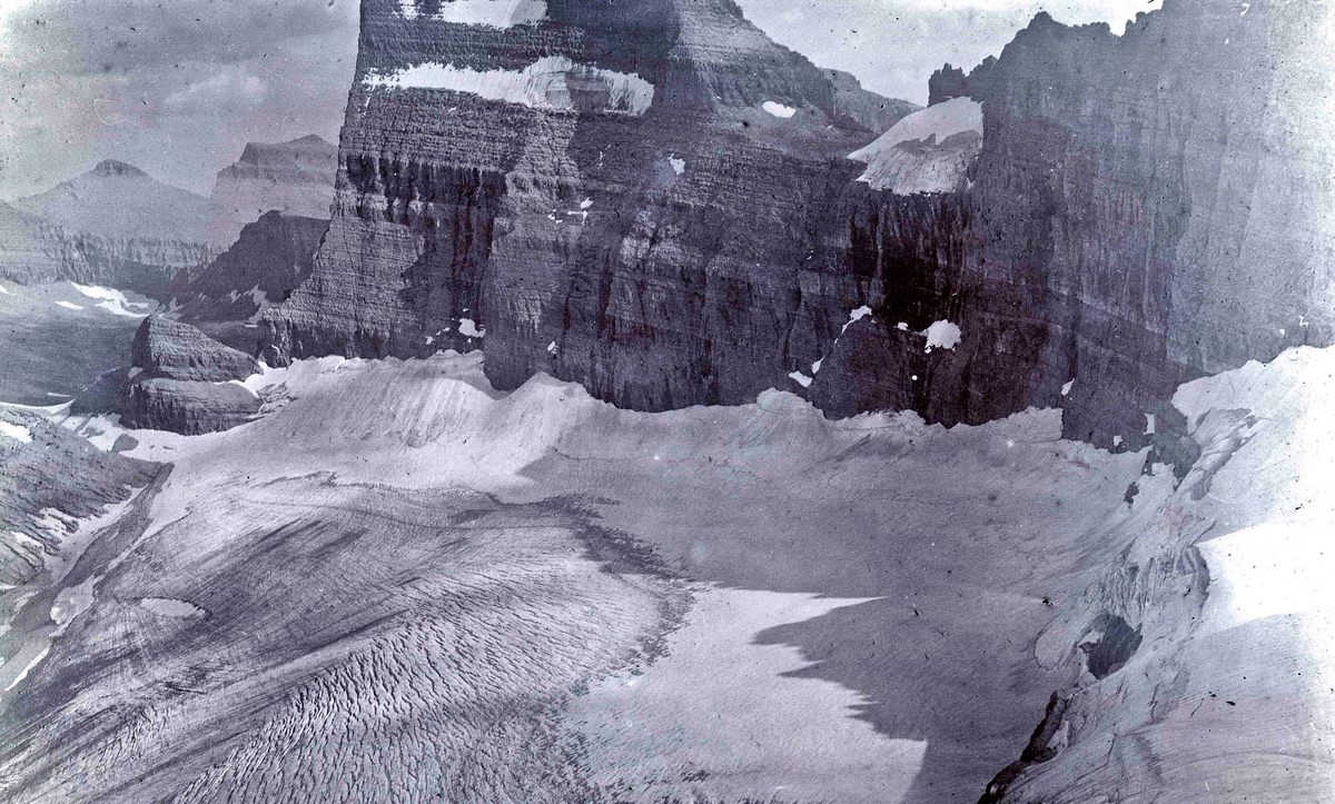 Grinnell Glacier, 1910.