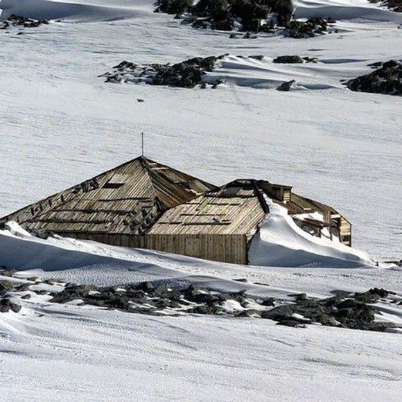 Mawson's Huts – Antarctica - Atlas Obscura