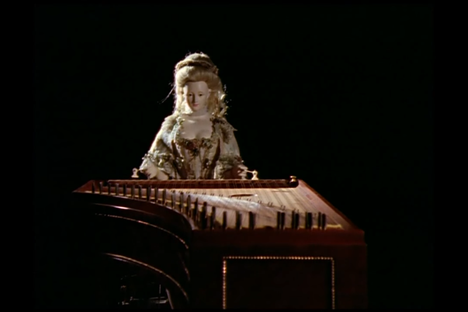 Watch a Strange Miniature Automaton of Marie Antoinette Play a Dulcimer Music Box 