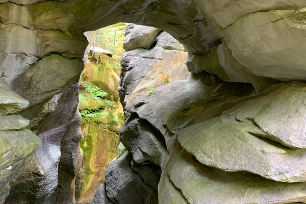 Natural bridge