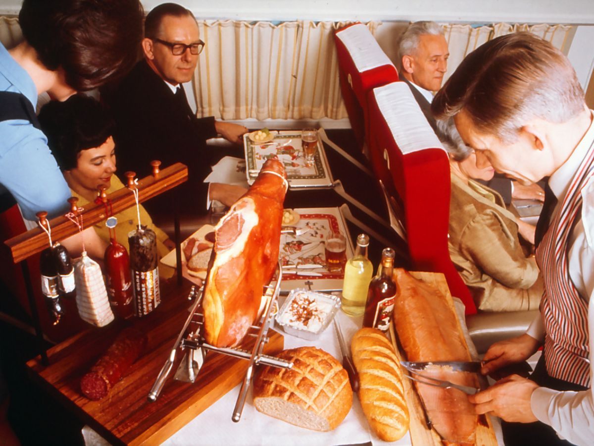 Remembering the Golden Age of Airline Food - Gastro Obscura