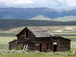 The view from Gilmore looking across the Lemhi Valley.
