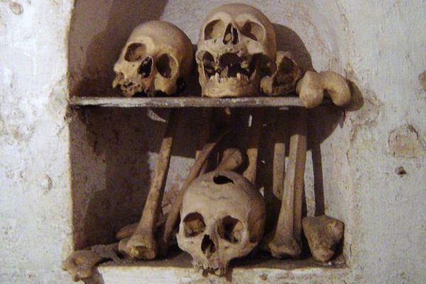The “Sacconi Rossi” Crypt