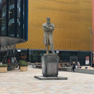 Manchester's Engels Statue.