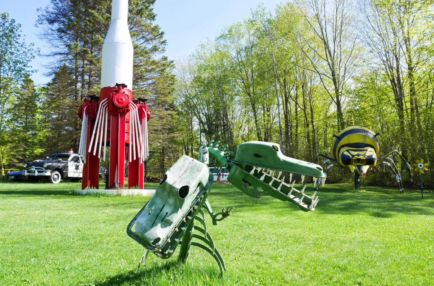 There is a small pull-off area in front of the display, making it an easy roadtrip stop.