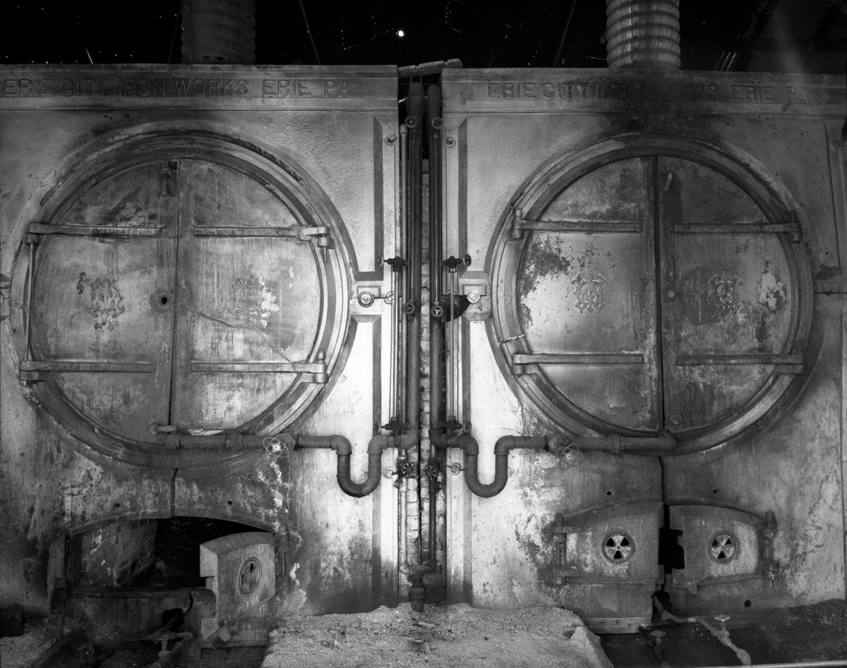 The refinery's stills date back to the 19th century, rare artifacts from the early days of the oil industry. They were manufactured in Erie, Pennsylvania. It is unclear when they were moved west.