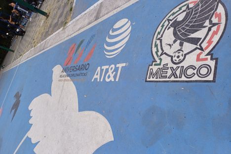Dedicated to the 200th anniversary of diplomatic relations between Mexico and USA.