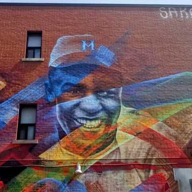 A mural of Jackie Robinson can be found near Boulevard Saint-Laurent.