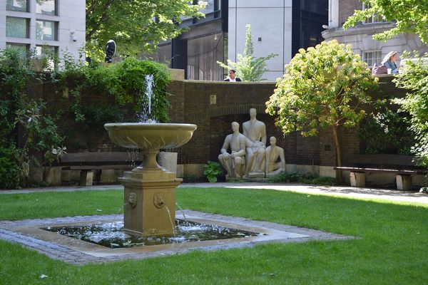 Fountain and sculpture in Goldsmiths Garden.