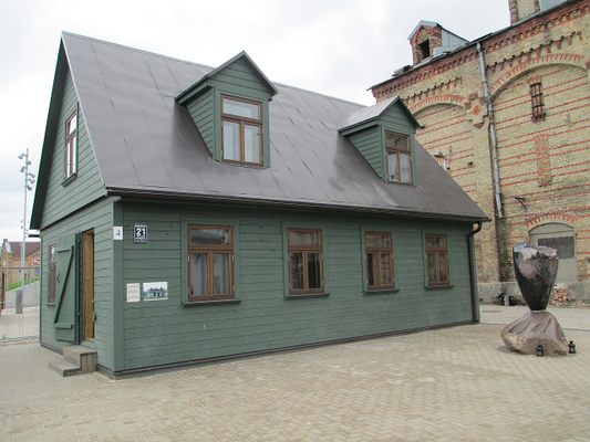 Post image 25