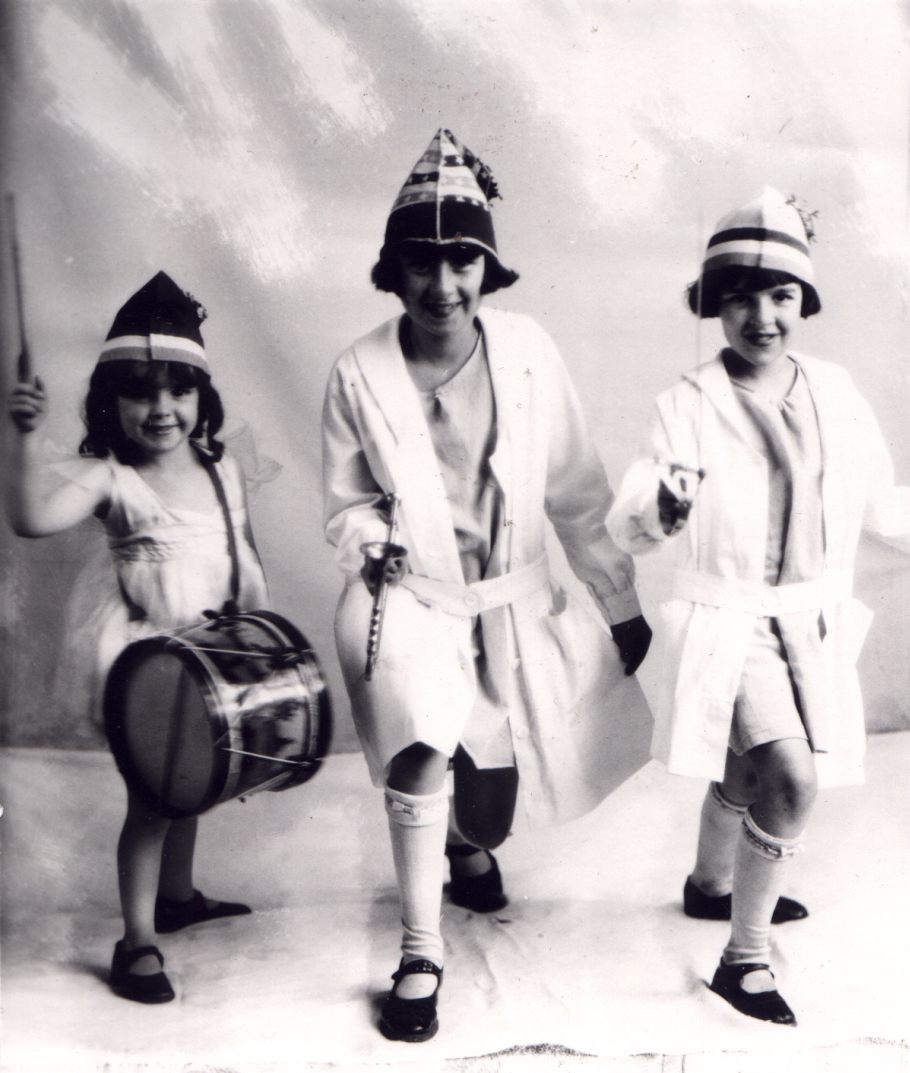 The Gumm sisters, with Frances Ethel (later known as Judy Garland) at left.