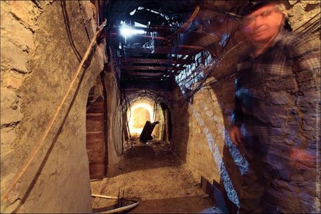 Subterranean Secrets: Moscow's Metro-2 and the DIY-Subway System