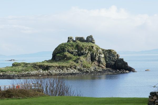 Dunyvaig Castle