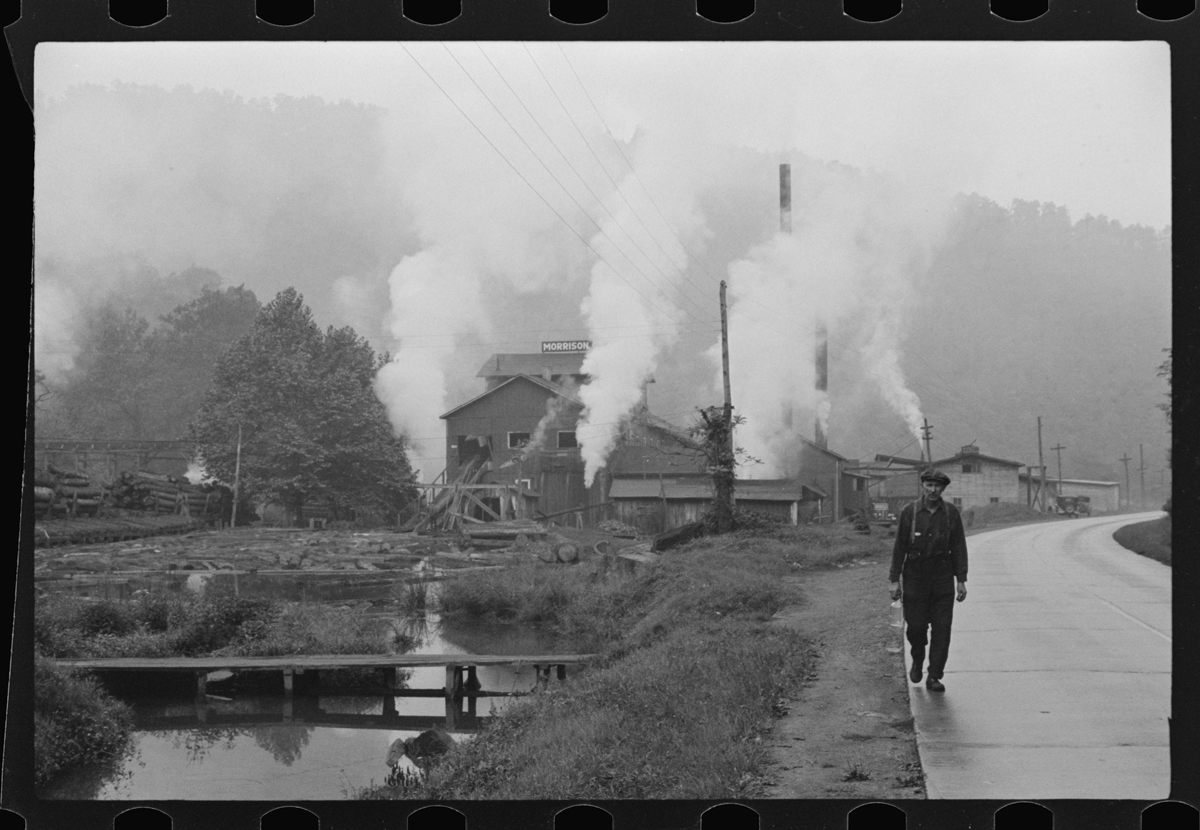 <em>Morrison Gross and Company, sawmill, Erwin, West Virginia.</em>