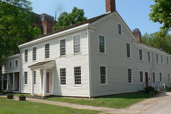 The Dunham Tavern