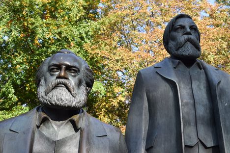 Marx and Engels Forum