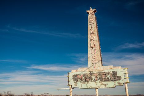 Stardust Motel sign.