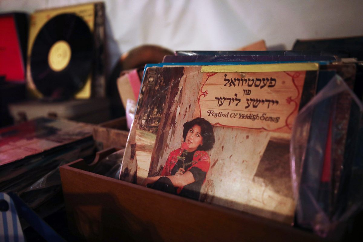 A collection of records at Yung Yidish.