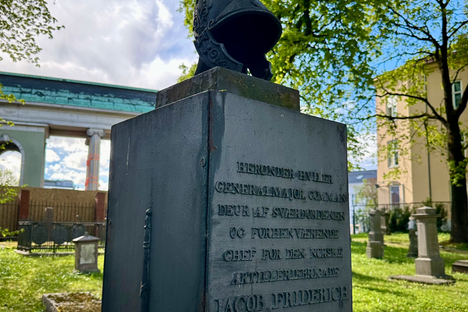 Black Death Monument (Peststøtten)
