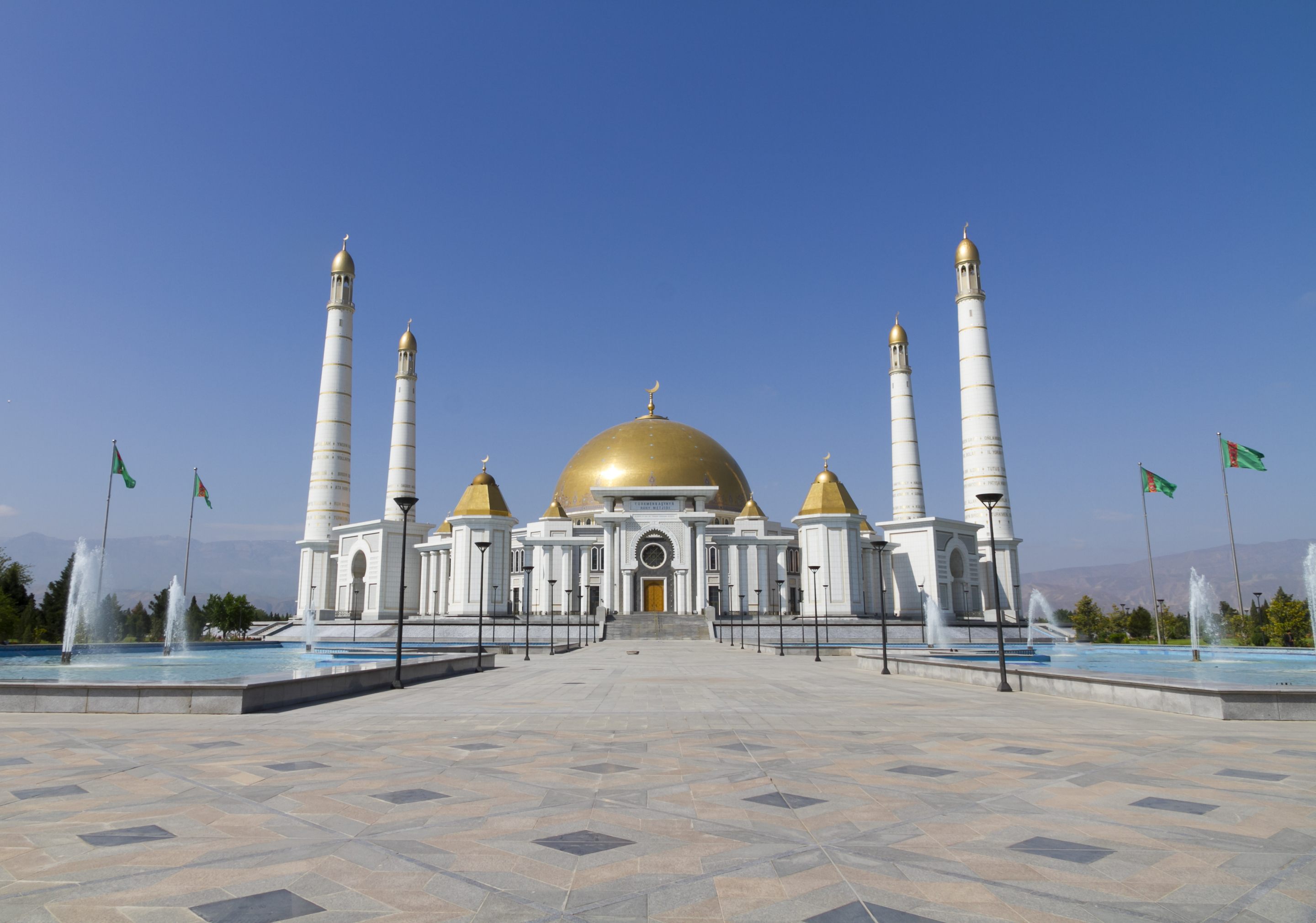 Why You Should Visit Turkmenistan, Land of Contrasts - Atlas Obscura