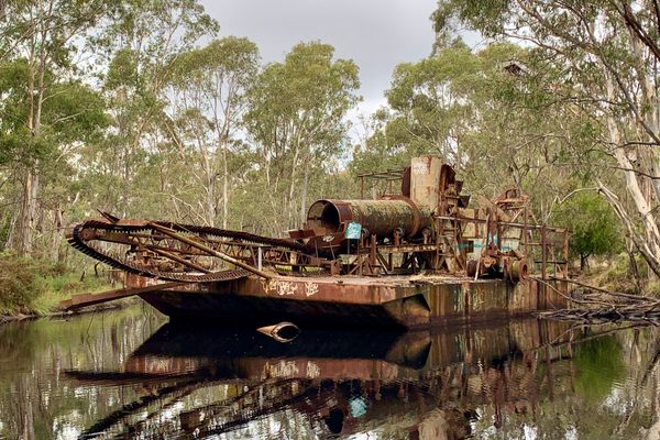 Porcupine Flat Gold Dredge and Dragline