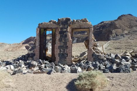Esmeralda Bank, in May 2022, after the May 2020 Monte Cristo earthquake.