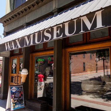 Laclede's Landing Wax Museum. 