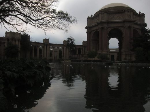 Yoda Fountain – San Francisco , California - Atlas Obscura