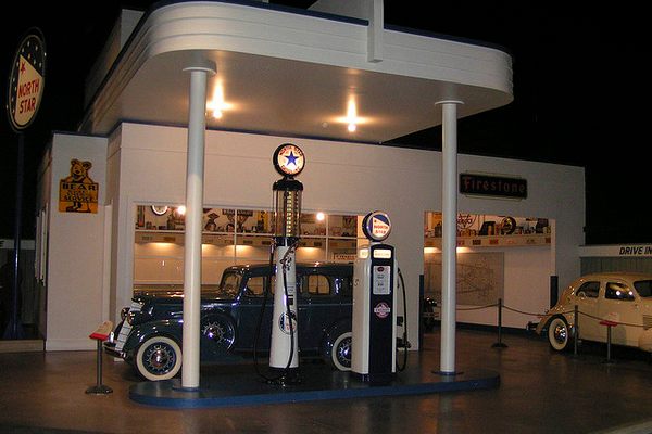 1930s-era service station