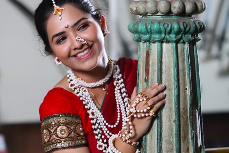 The Khauwale Patankar sweet shop in Pune makes sugar jewelry every year. 