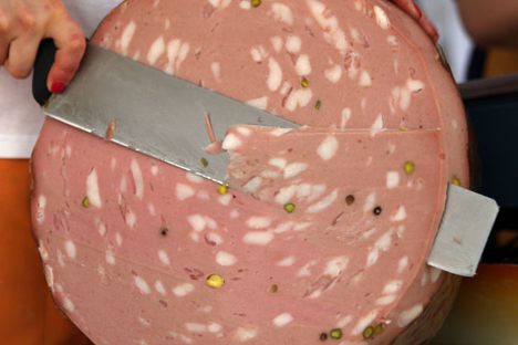 Real mortadella Bologna often contains pistachios.