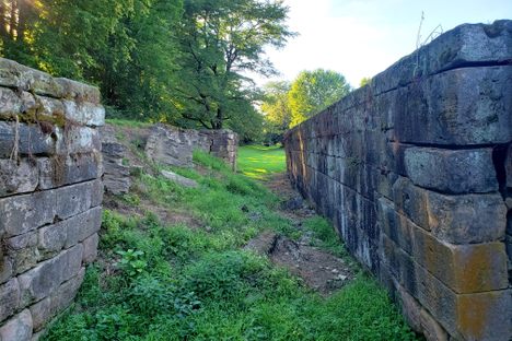 Lockville Ruins