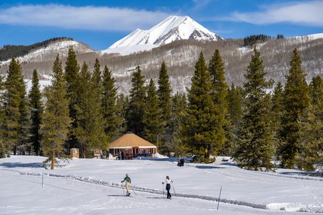 Dinners are only available in the winter, when the yurt must be accessed by ski or snowshoe.