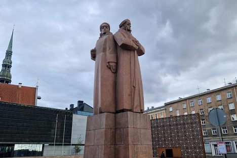 Monument to the Latvian Riflemen