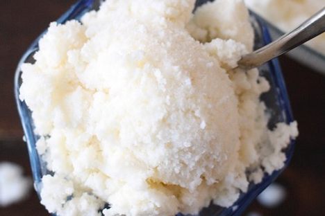 Delicious vanilla snow cream, made from snow, vanilla extract, and condensed milk.