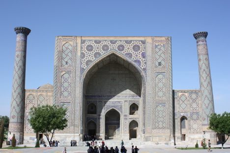 Bibi-Khanym Mosque