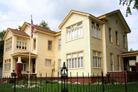 The Porters' house, now an inn.