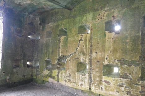 Ruins of Fort Macomb