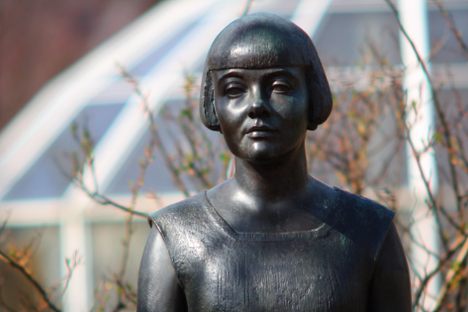 Karin Boye Statue