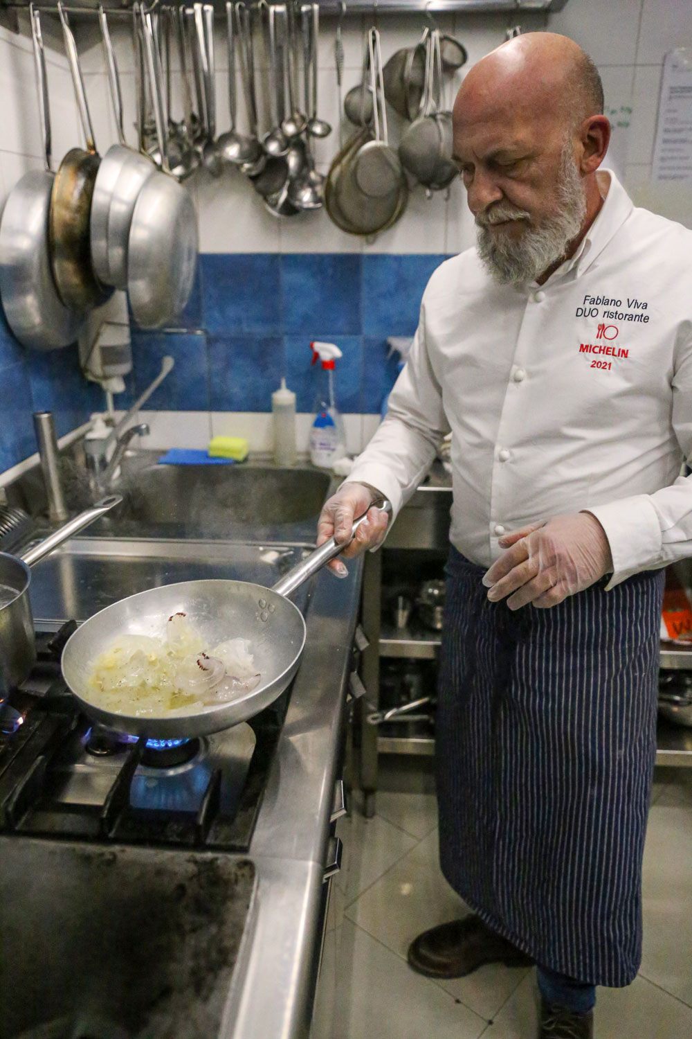 Chef Fabiano Viva, of the restaurant Duo, sautés a jellyfish.
