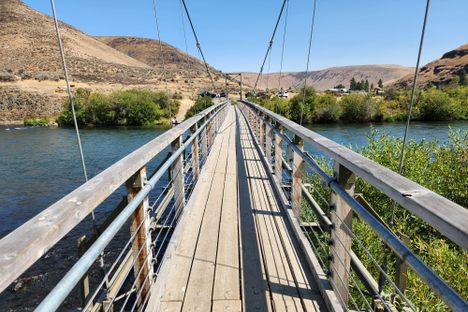 Looking back across the Yakima.