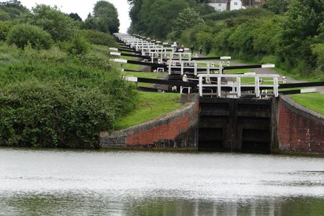 Caen Hill Locks