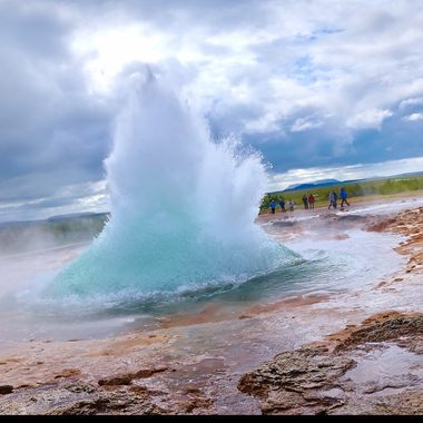 A Strokkur geyser eruption