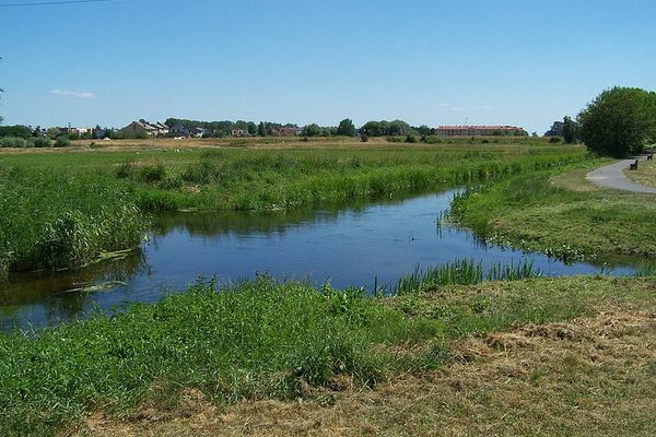 Intersection of two rivers: Nielba and Wełna in Wagrowiec, Poland