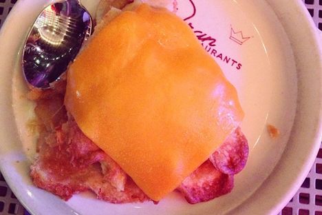 Apple pie with cheddar