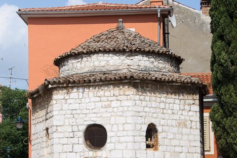 Krstionica Sv. Trojstva (Baptismal Font of the Holy Spirit)