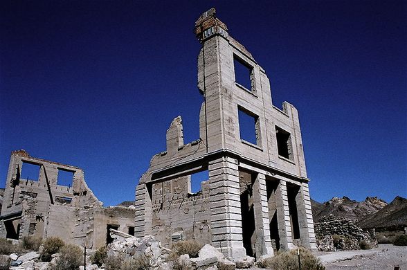 Rhyolite Ghost Town In Nevada Will Give You All The Spooky Summer Thrills -  Narcity
