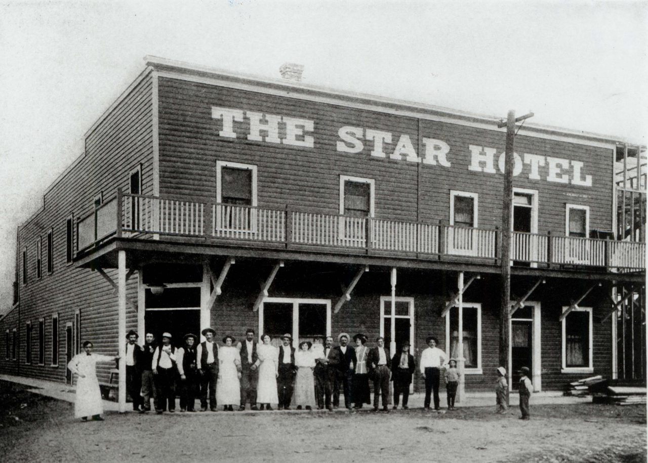 The Star Hotel around 1910.